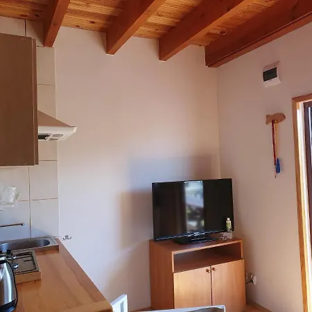 Pod Lipa Apartment Łukęcin